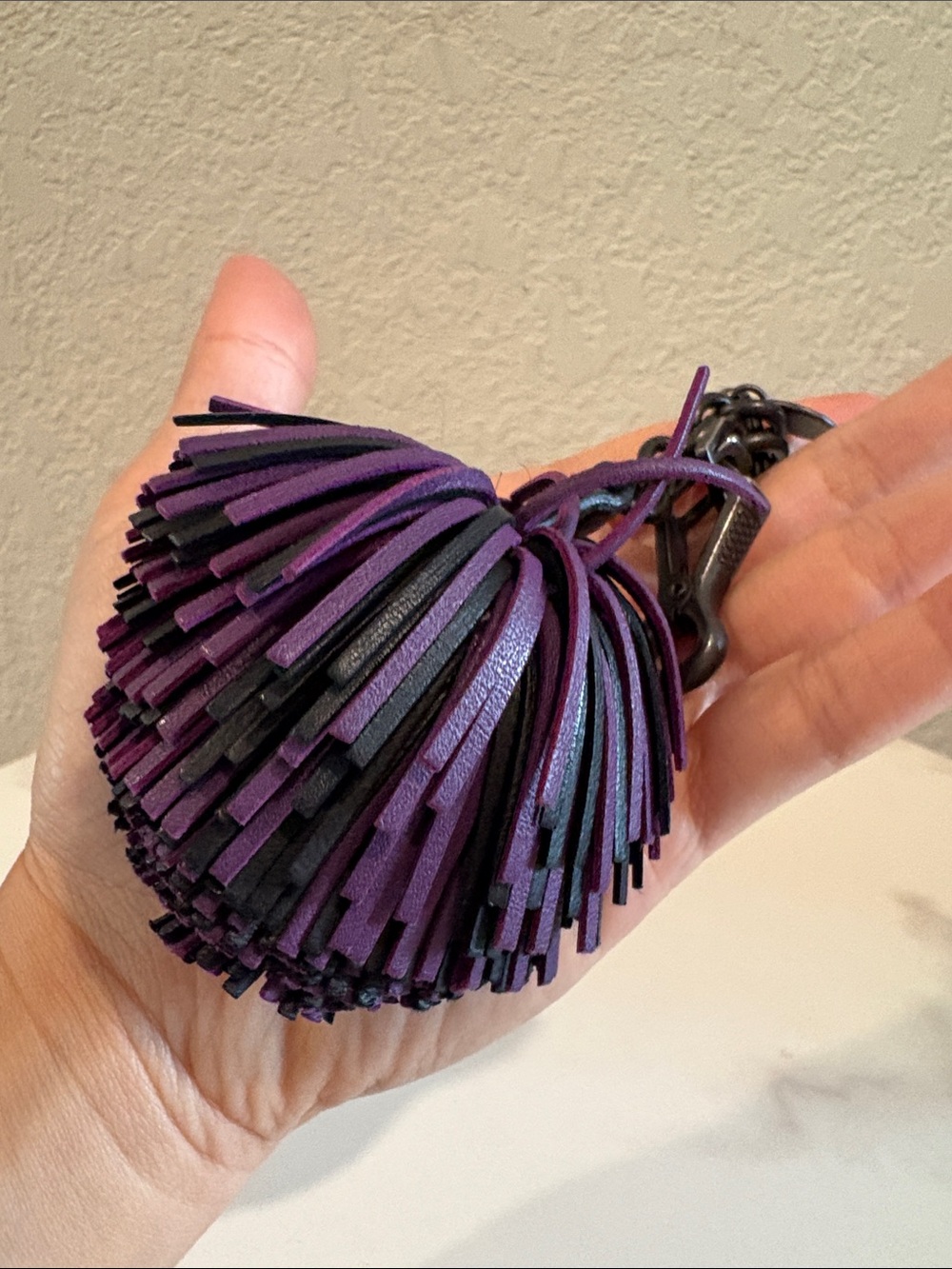 Sold Bottega Veneta Purple Pom-Pom Bagcharm Keychain Accessory - Picture 7 of 10